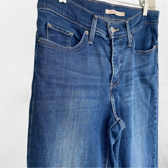 Levis 312 Shaping Slim High Waisted Medium Wash Jeans - Size 28 - Picture 4 of 9